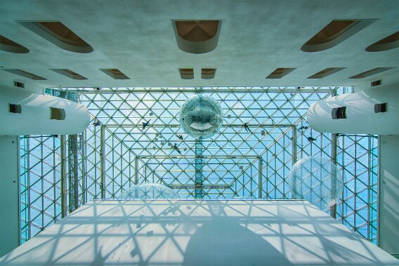 Tomás Saraceno – in orbit null