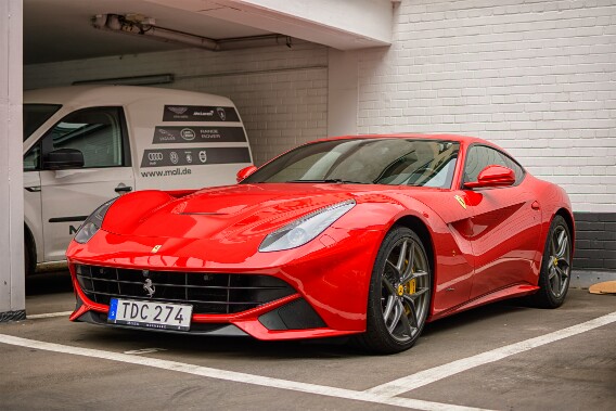 Ferrari F12 Berlinetta null