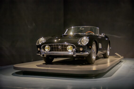 FERRARI 250 GT CALIFORNIA SPYDER null