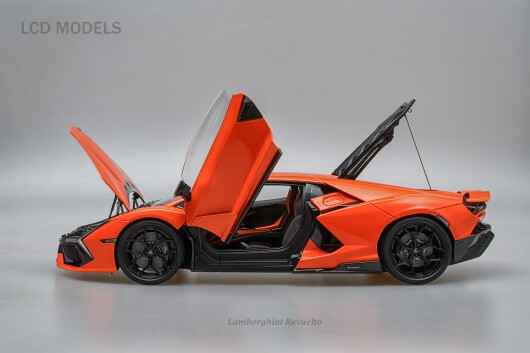 Lamborghini Revuelto null