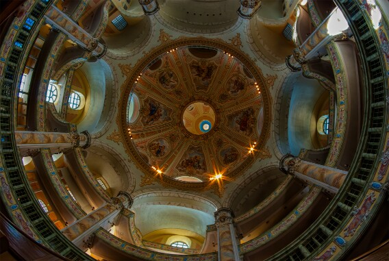 Dresdener Frauenkirche von innen null