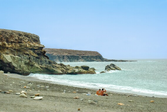 Schwarze Küste Playa de los Muertos null